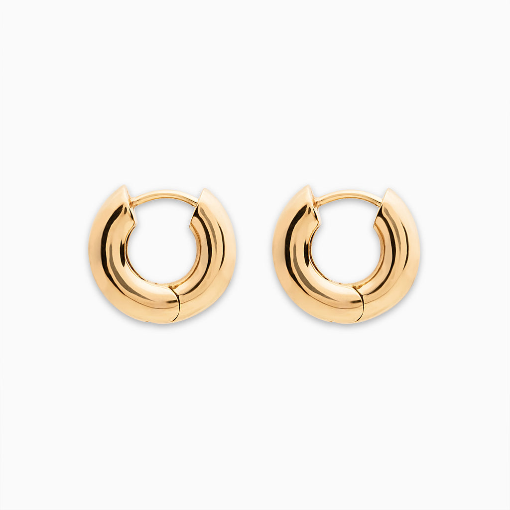 E.M. Hoop in 18K