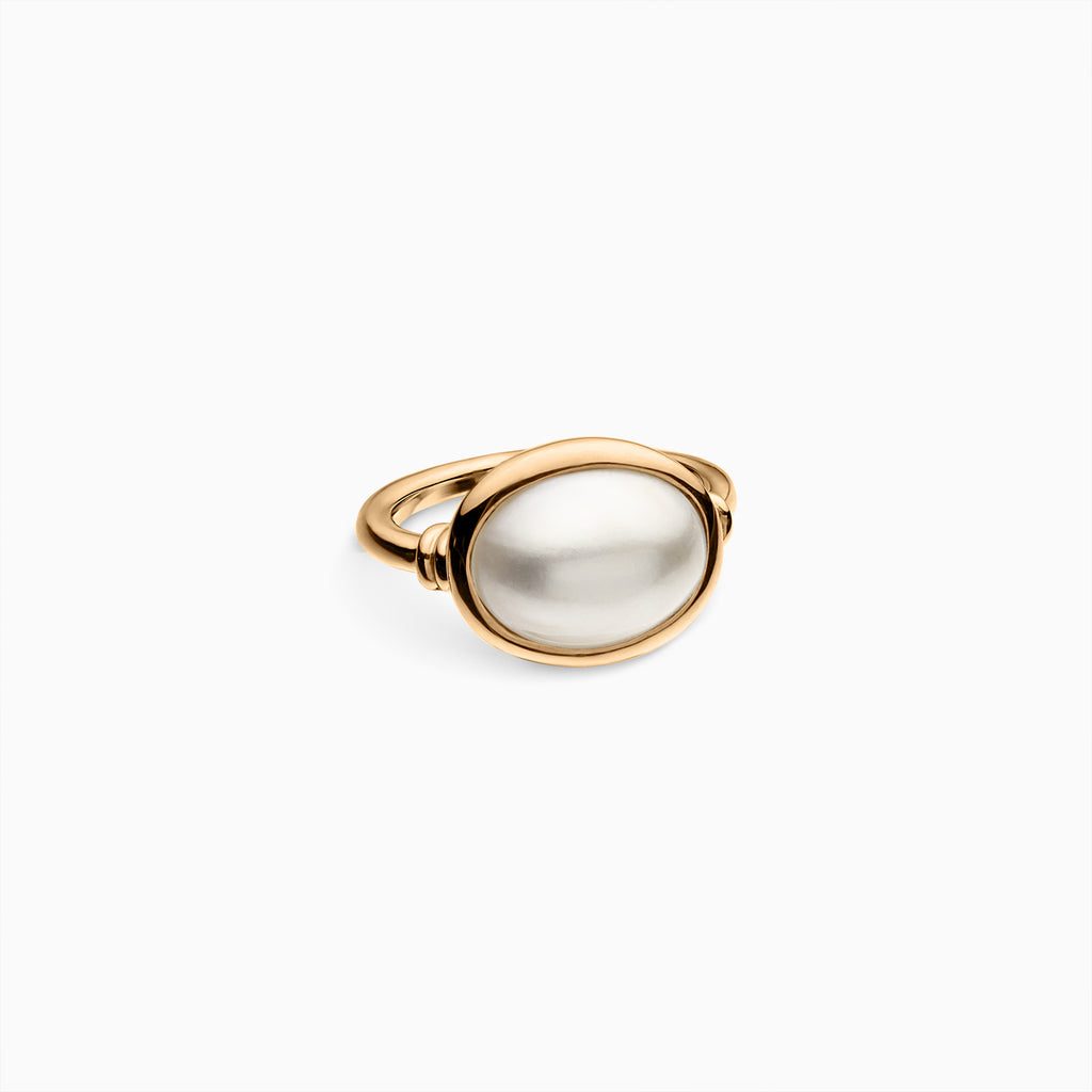 Token Ivory Mabe Pearl Ring in 18K